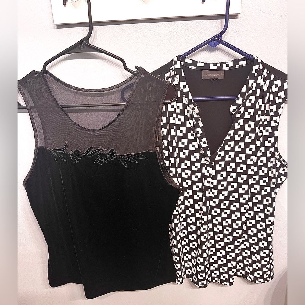 2fer Liz Claiborne & Worthington Sz M sleeveless tops EUC